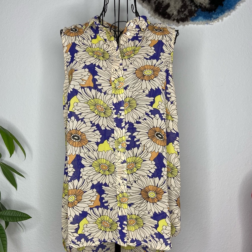 🌼✨Driving Miss Sunflower Daisy Sleeveless Top ✨